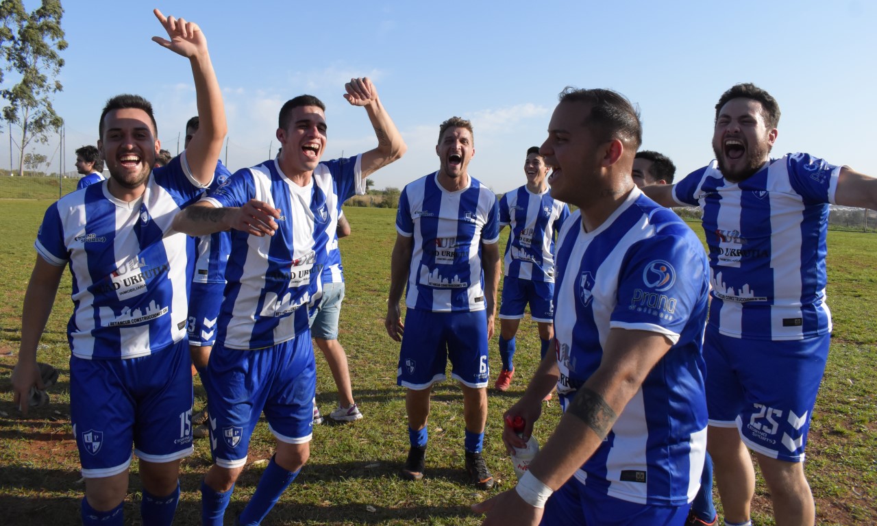 Unión se despertó en el segundo tiempo y goleó 5-0 a Filial River
